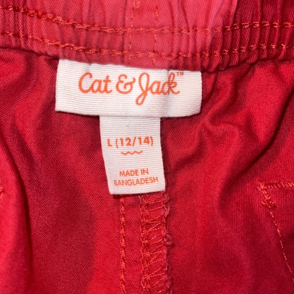 Cat & Jack size 12-14 red pull on shorts pockets front and back 100% cotton - Picture 3 of 3